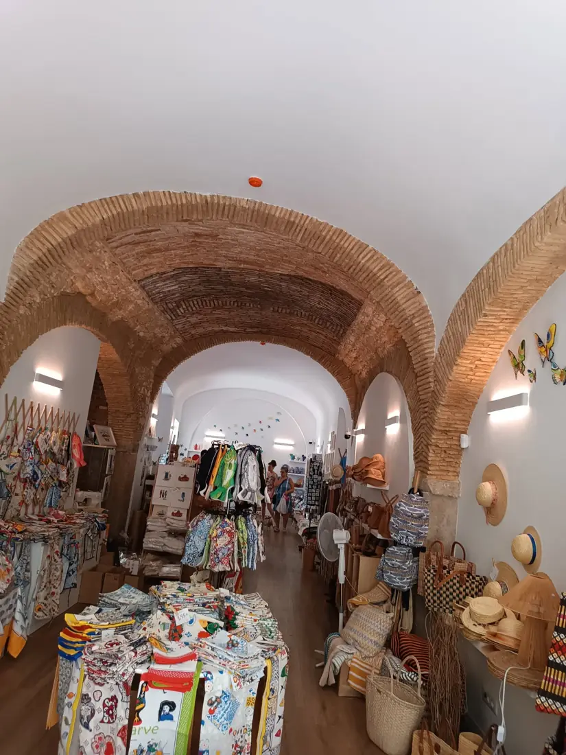 A loja Marisarte em Olhão